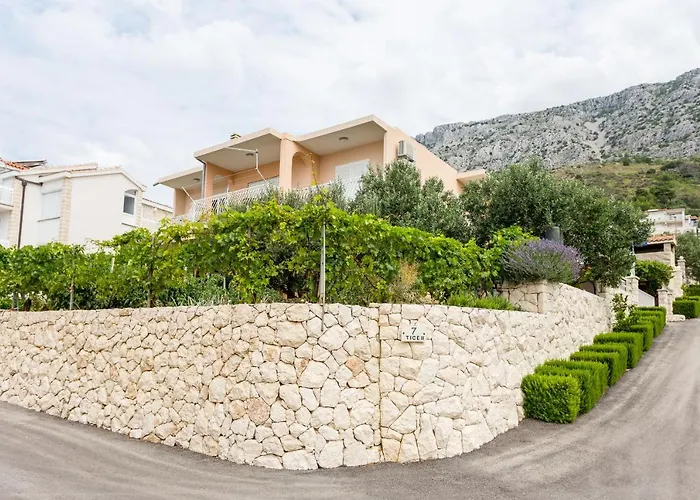 Iva Brstilo * Omiš