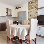 Iva Brstilo * Omiš