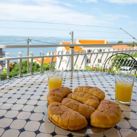 Iva Brstilo * Omiš