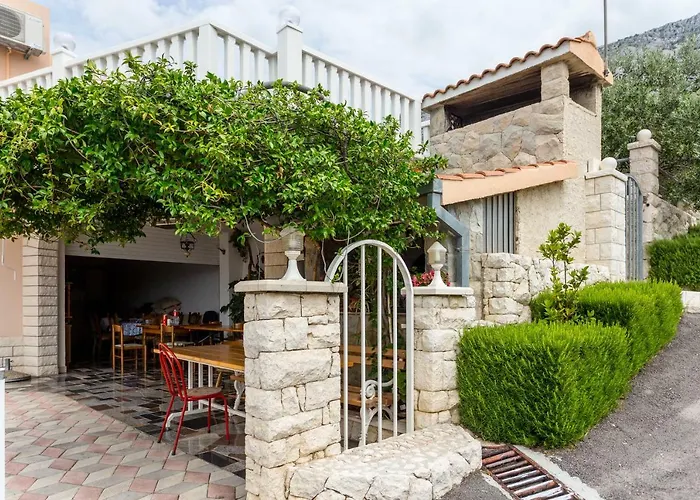 Apartamento Iva Brstilo *